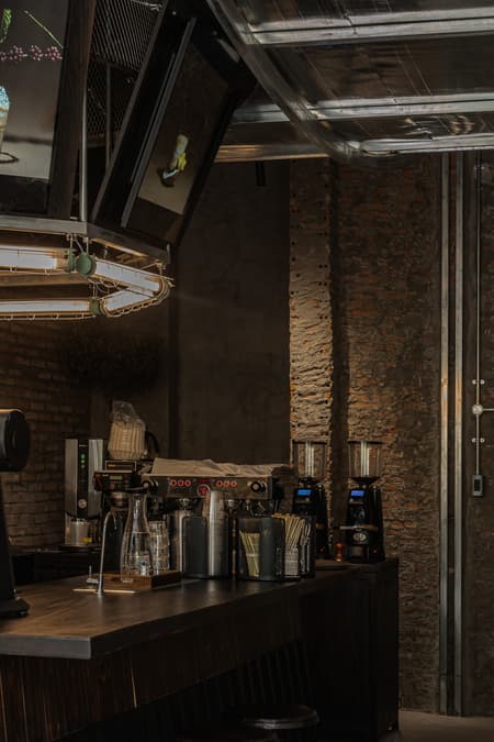 An Mien Lumiere Cafe 